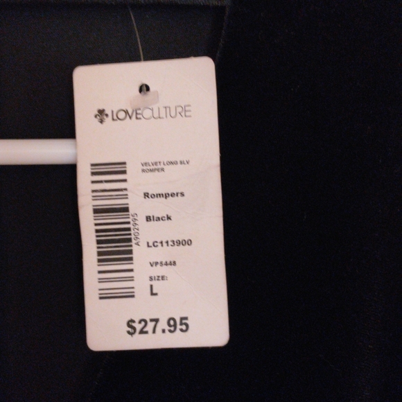 Love Culture Black "Velvet" Romper - Picture 6 of 7